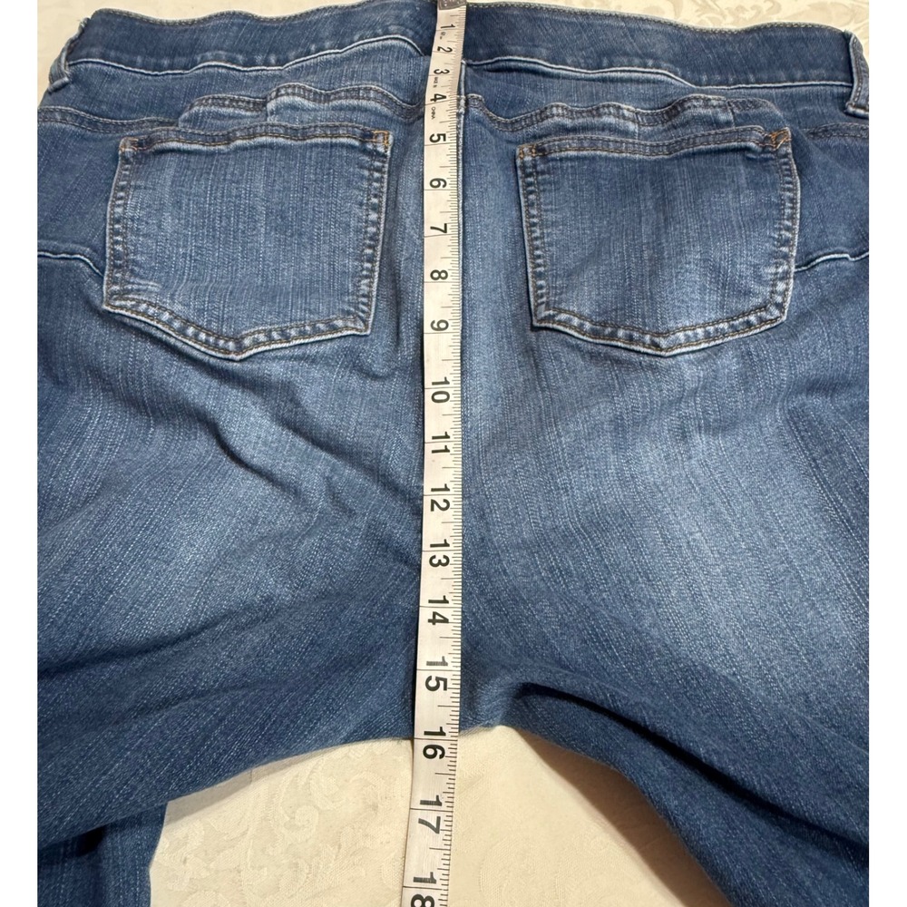 Torrid Bombshell Skinny Jeans Womens 16 Blue Distressed Ripped Cropped Denim - Picture 7 of 10